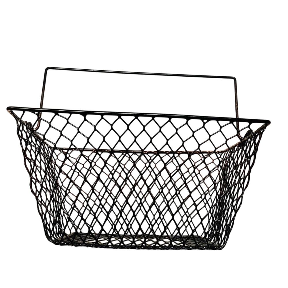 Small Wire Basket - Picture 4 of 4